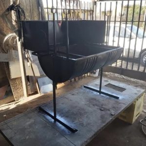 Pancho personalizado con protección de viento